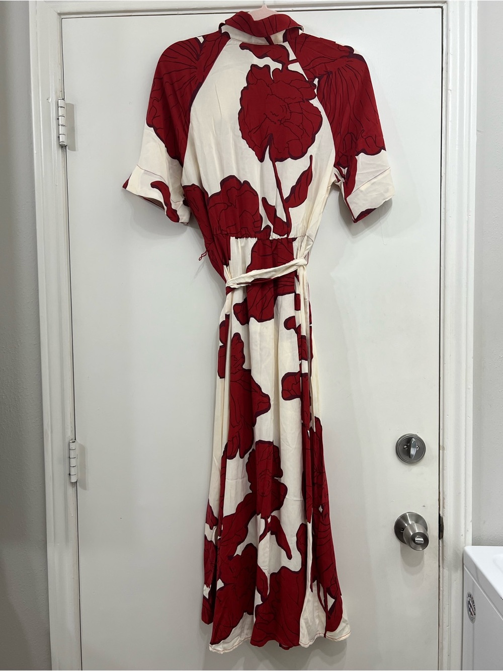 NWT H&M Viscose Midi Belted Shirt Dress Bright Tropical RedFloral Size Small - Picture 6 of 12
